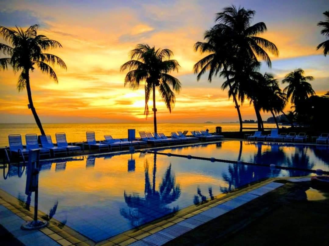 Ferienwohnung Tanjung Tuan Regency Port Dickson 1 Carpark Exterior foto